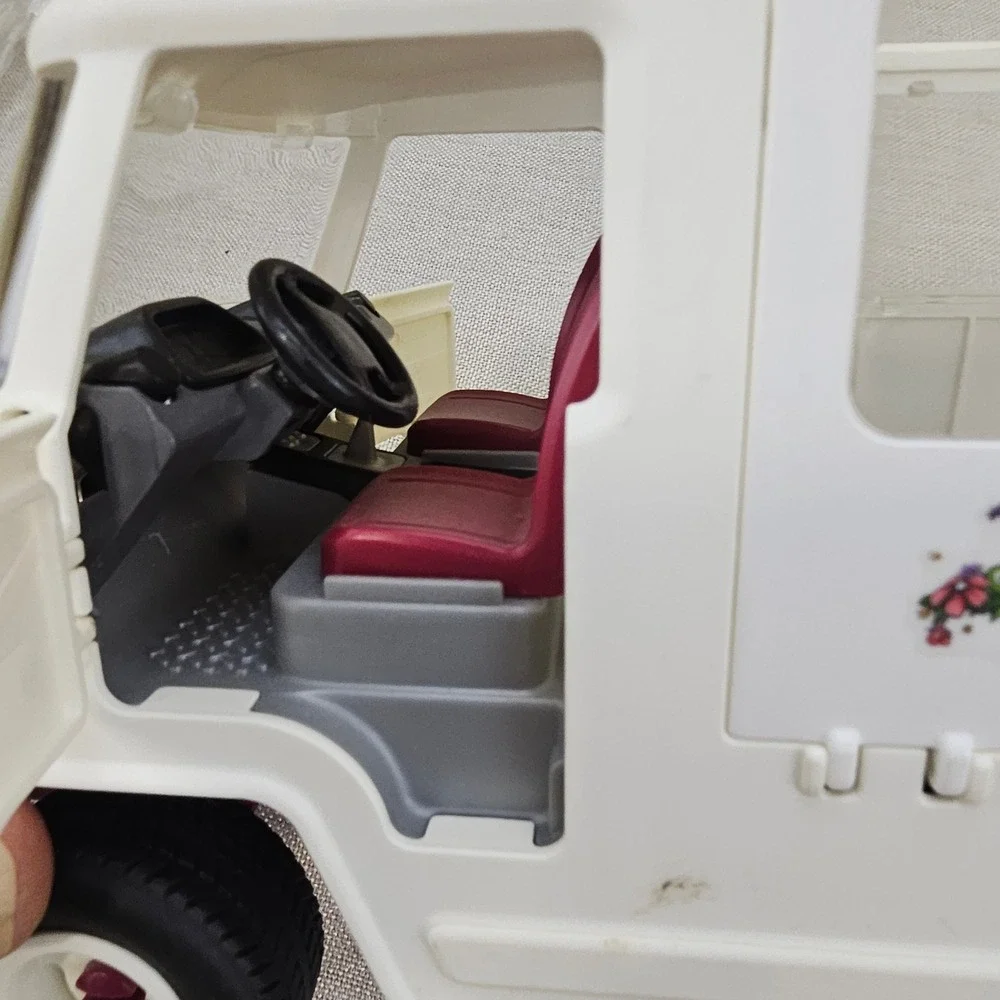Schleich Horse Club Mobile Vet Van and Trailer Set White Burgundy Tan 2011 Toy